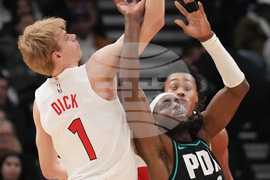 Trail Blazers Raptors Basketball