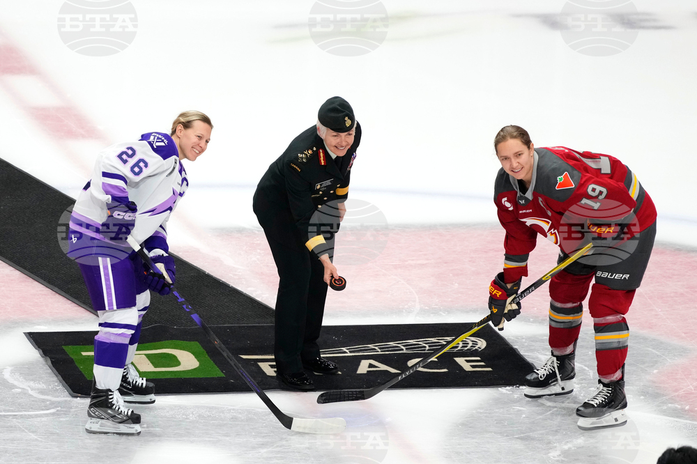 PWHL Frost Charge Hockey