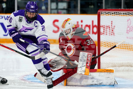 PWHL Frost Charge Hockey