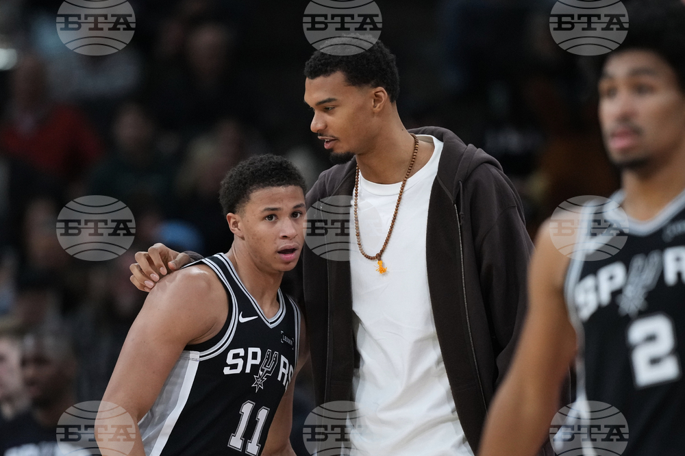 Grizzlies Spurs Basketball