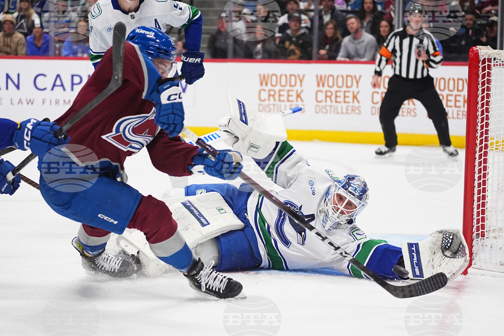 Canucks Avalanche Hockey