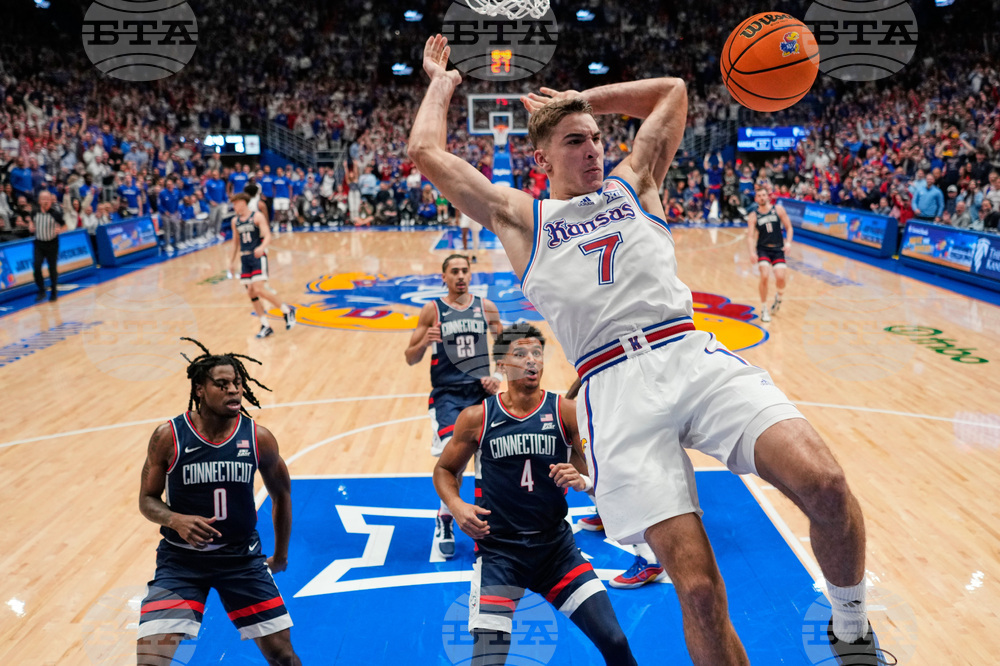 APTOPIX UConn Kansas Basketball