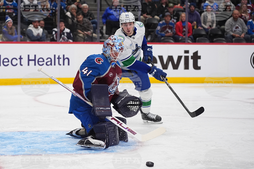 Canucks Avalanche Hockey