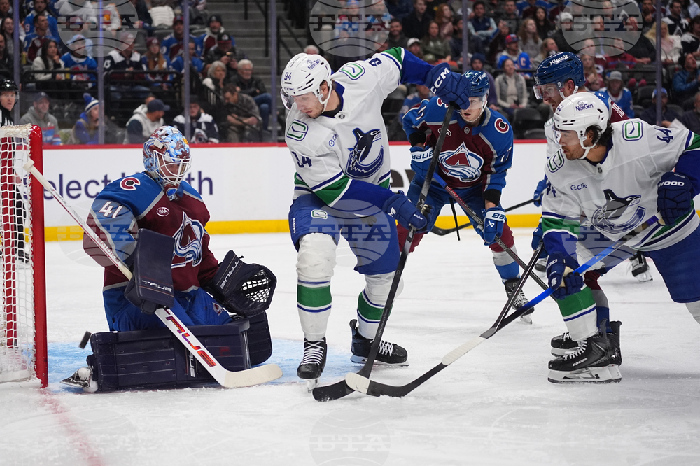 Canucks Avalanche Hockey