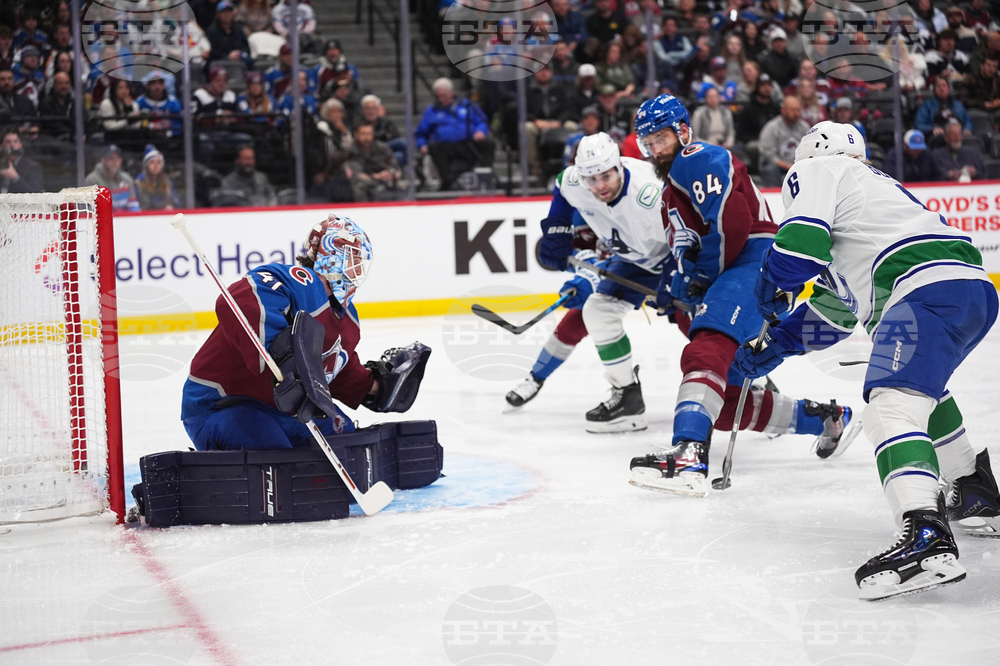 Canucks Avalanche Hockey