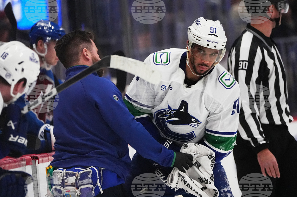 Canucks Avalanche Hockey
