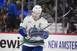 Canucks Avalanche Hockey