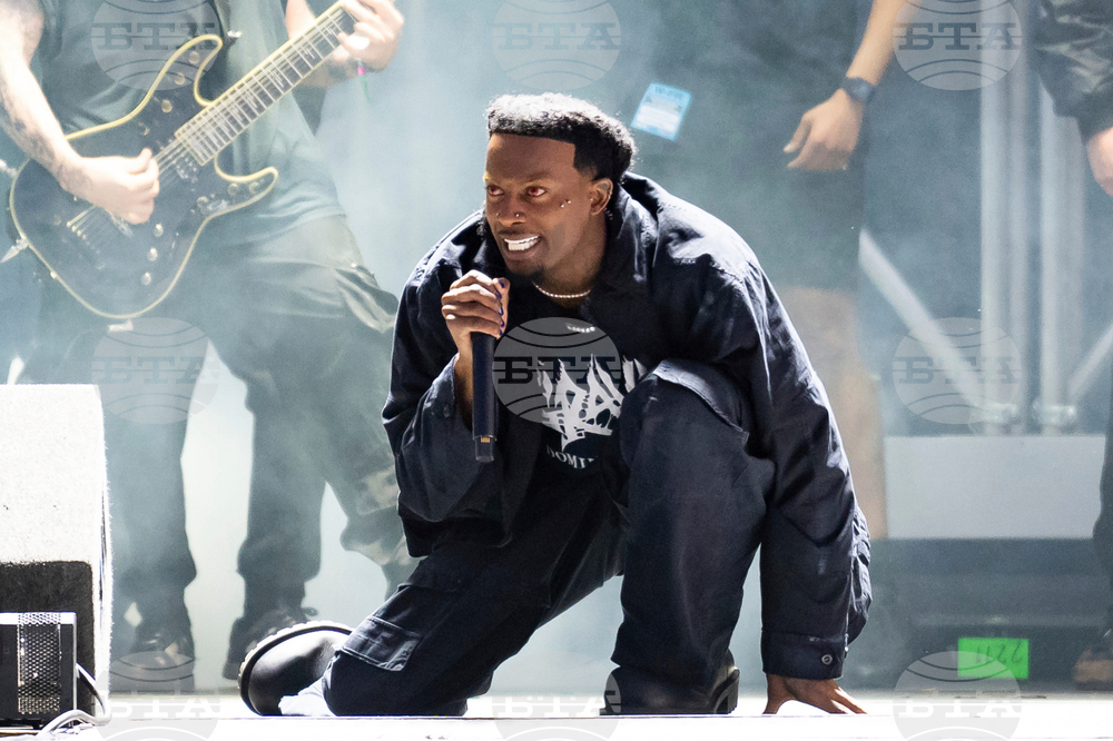 YE-Music-Songs of the Year-2025