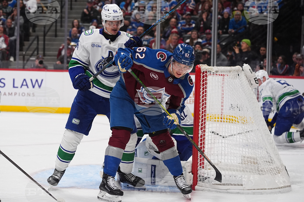 Canucks Avalanche Hockey