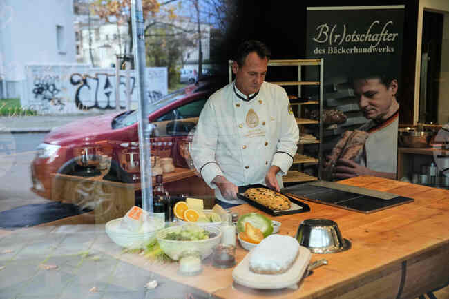 Germany Christmas Cake