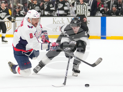 APTOPIX Capitals Kings Hockey