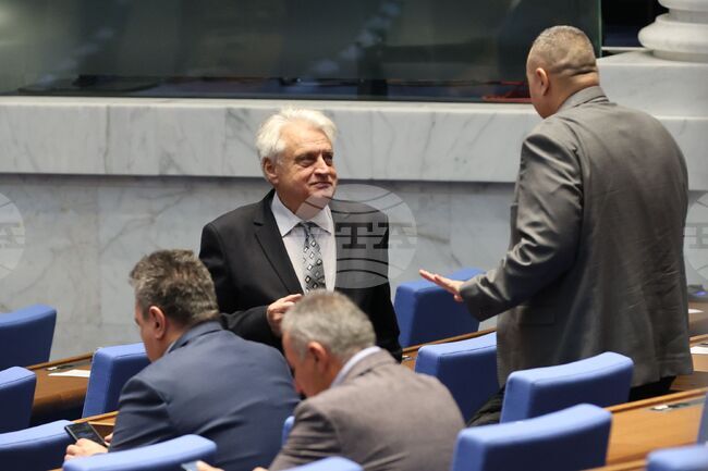 Ако не се оттегли бюджетът, ще има вот на недоверие към правителството, каза Бойко Рашков от ПП-ДБ