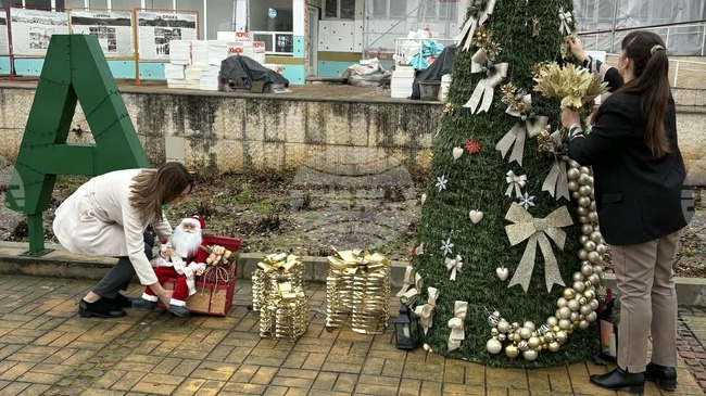 Коледните светлини в Опака ще засияят на 4 декември