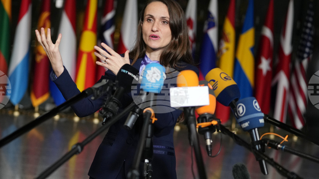 Румъния се отзова на призива на САЩ след атентатите от 11 септември, напомни румънският външен министър в отговор на речта на Тръмп в Давос