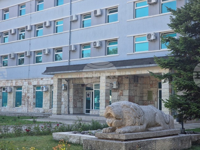 Мъж на 47 години от заветското село Прелез е задържан за срок до 72 часа за убийството на свой познат 