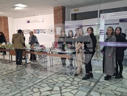 Шумен - Благотворителна изложба - Международен ден на хората с увреждания