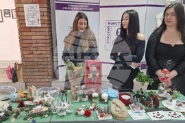 Шумен - Благотворителна изложба - Международен ден на хората с увреждания