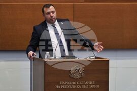 Народно събрание - заседание - Петър Петров