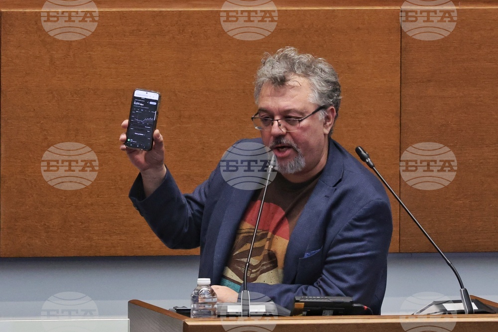 Народно събрание - заседание - Манол Пейков