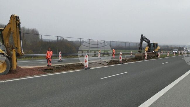 В две отсечки на магистрала „Тракия“ в област Ямбол временно движението ще бъде само в активната лента, съобщиха от АПИ