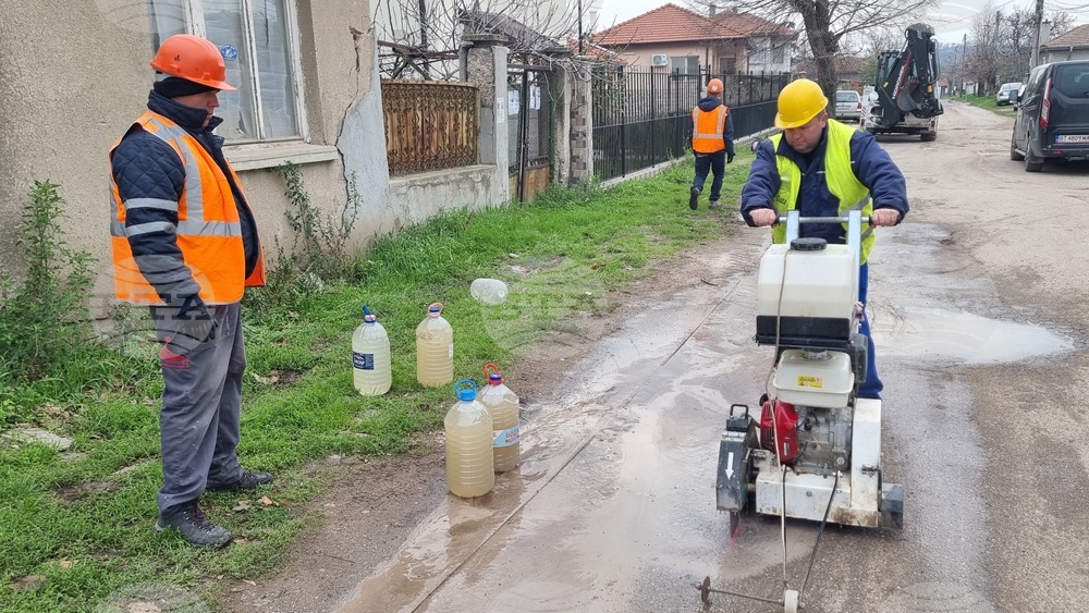 Започна подмяната на трети водопровод в Хасково