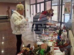 Разград - деца със специални образователни потребности - коледна изложба-базар