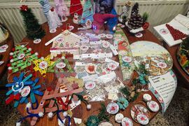 Разград - деца със специални образователни потребности - коледна изложба-базар