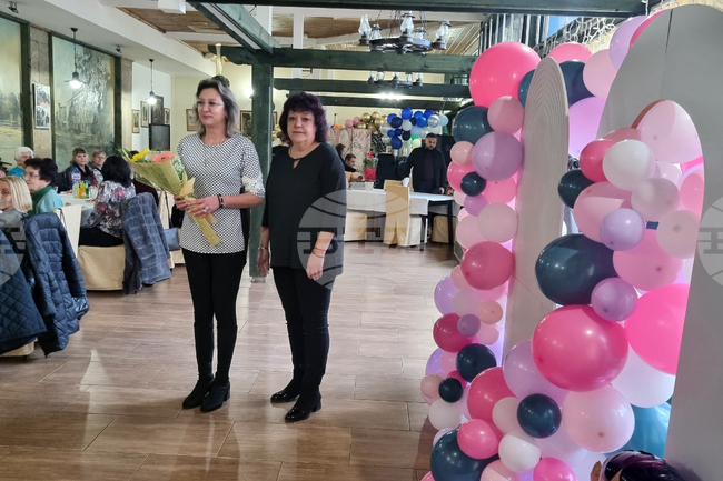 Членове на Съюза на инвалидите в Търговище отбелязаха Международния ден на хората с увреждания