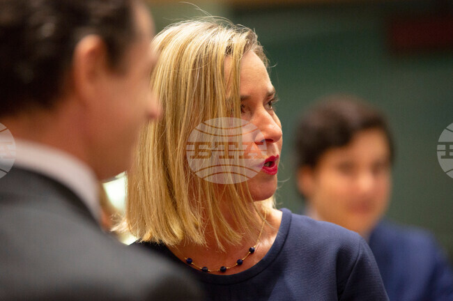 Могерини публикува изявление, в което казва, че е невинна