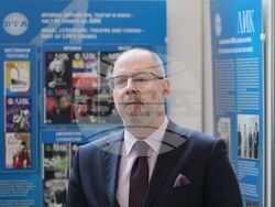 Народно събрание - списание ЛИК - изложба - годишнина - Димитър Николов