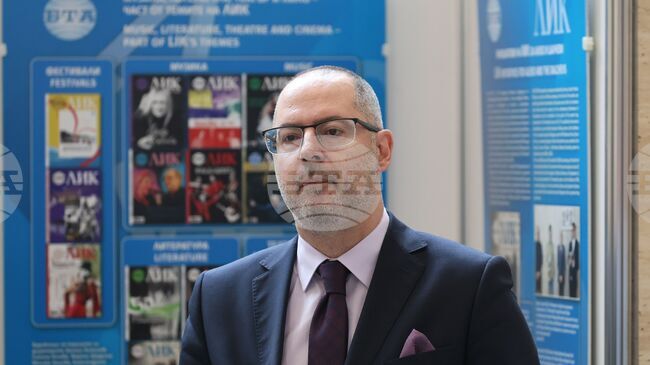 Изложбата "60 години списание ЛИК" показва усилията на БТА да съхранява културната памет, каза депутатът Димитър Николов