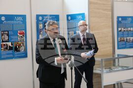 Народно събрание - списание ЛИК - изложба - годишнина - Кирил Вълчев