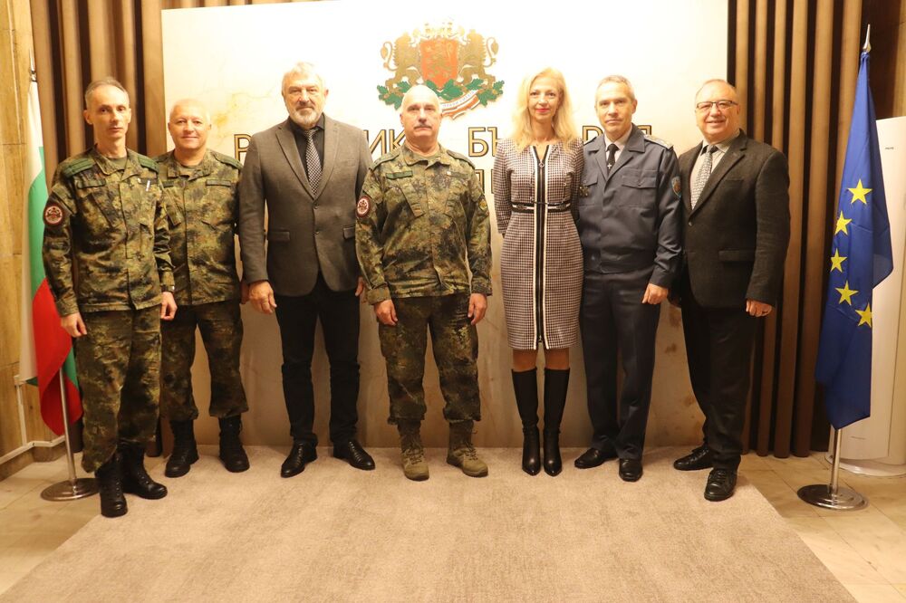 Областна администрация Русе: Сътрудничеството между Областната администрация и Военното окръжие в Русе бе обсъдено на среща с офицери от столицата