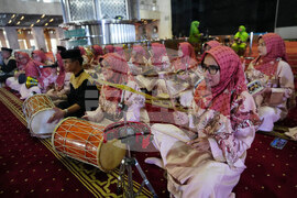 Indonesia Mass Wedding Photo Gallery