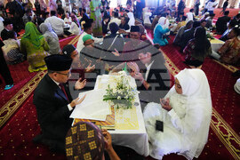 Indonesia Mass Wedding Photo Gallery