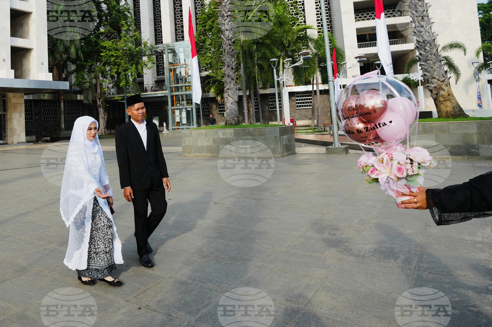 Indonesia Mass Wedding Photo Gallery