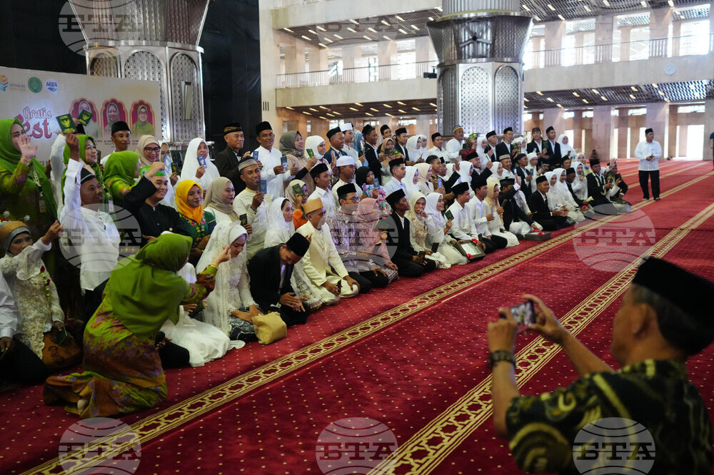 Indonesia Mass Wedding Photo Gallery