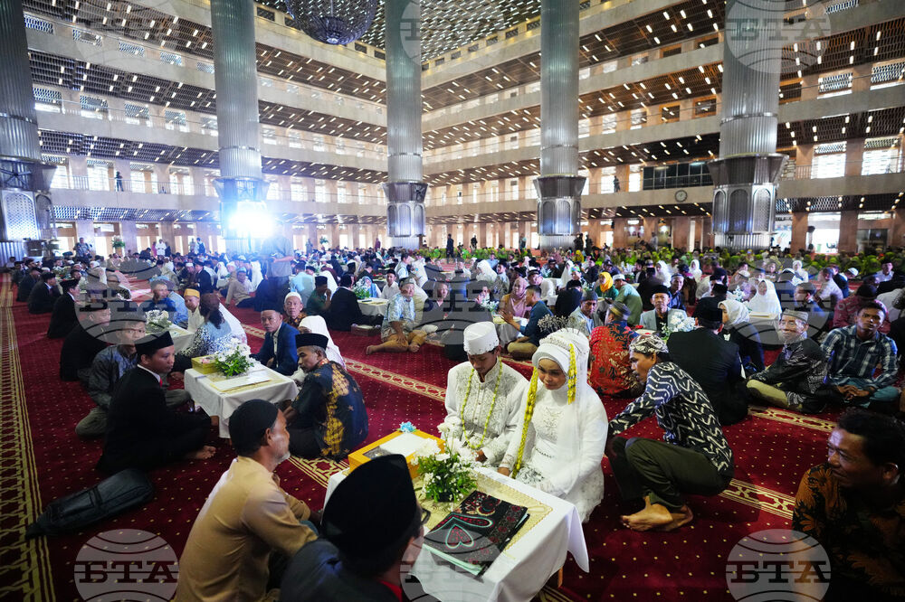 Indonesia Mass Wedding Photo Gallery