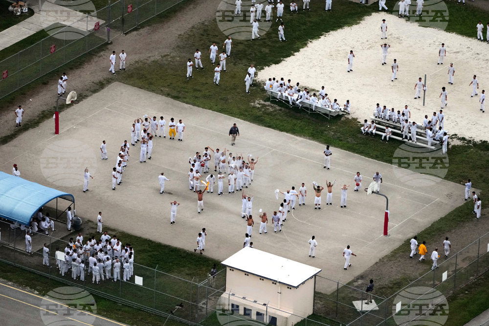 YE US Immigration 2025 Photo Gallery