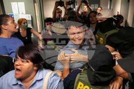 YE US Immigration 2025 Photo Gallery