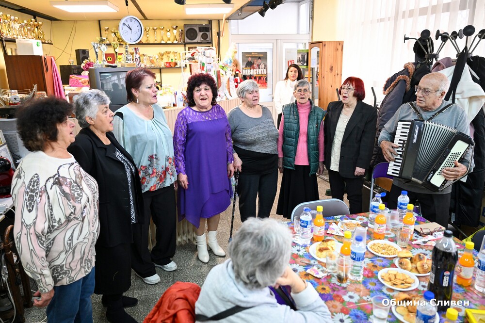 Община Сливен: Сливен отбеляза Международния ден на хората с увреждания