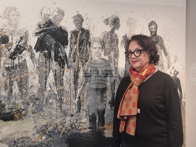 Художниците са откриватели, а ние трябва да проумеем посланията им, казва галеристката Анна Халамян