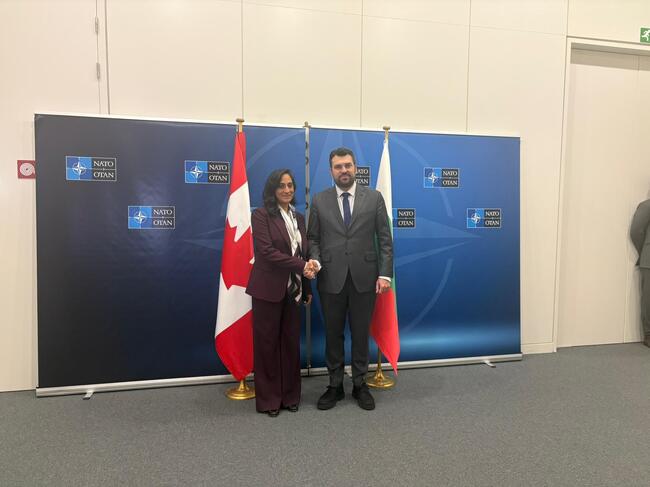 Foreign Minister Georgiev Confers with Canadian Counterpart Anand