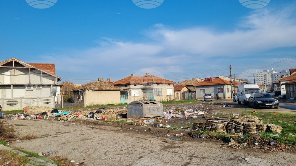 След пожар в Търговище къща остава необитаема, няма пострадали