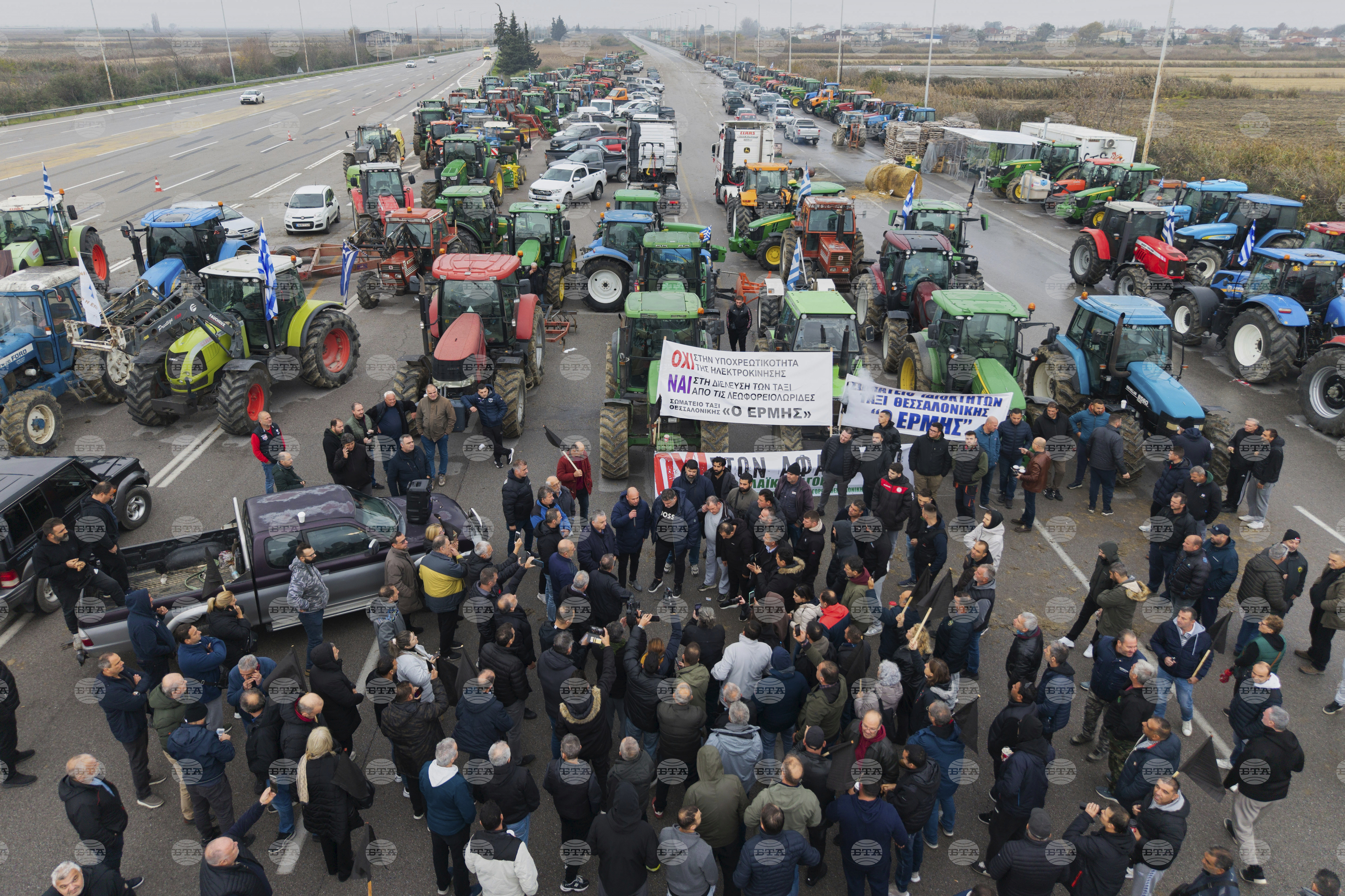 Mejni prehod Evzoni ponovno zaprt zaradi stavke grških kmetov