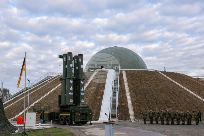 Германия обяви начална оперативна готовност на системата за противоракетна отбрана "Ароу 3"