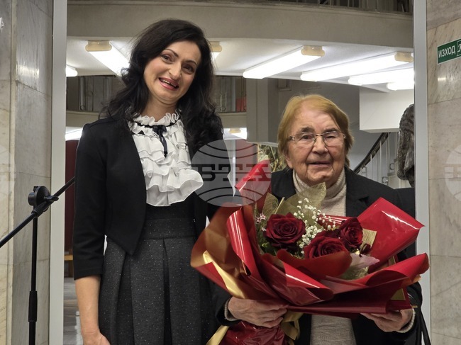 В Плевен представиха сборника „Панорама Плевенска епопея 1877 г. – спомени и документи на участници в създаването ѝ"