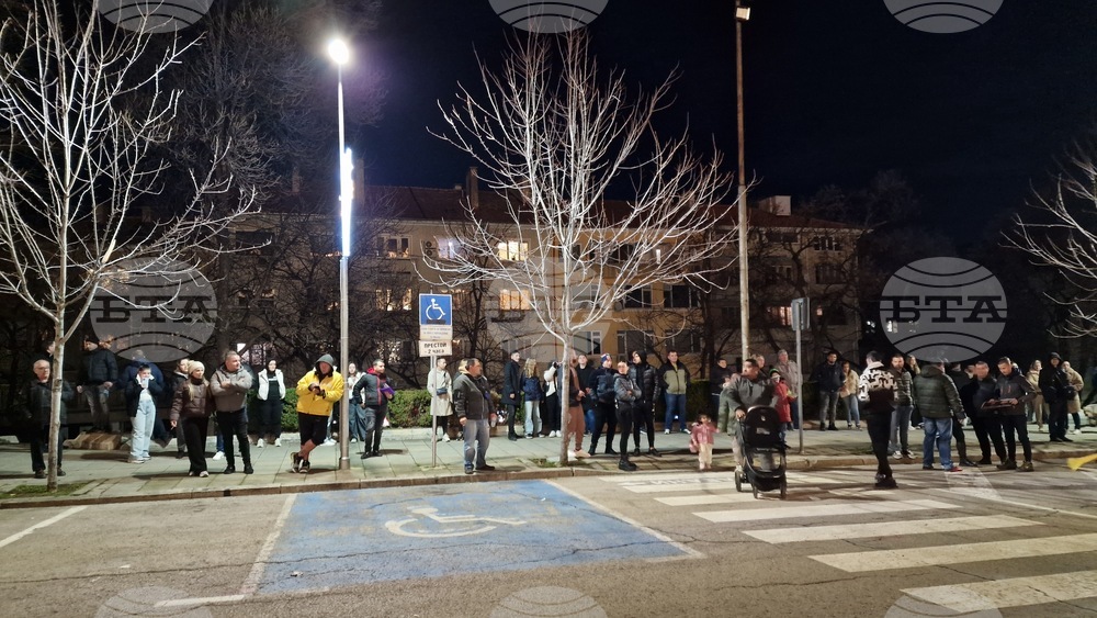 Шумен - граждани - протест срещу правителството