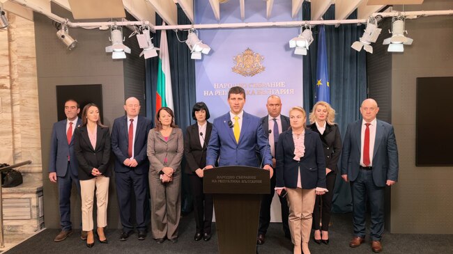 Величие: Истината за протестите и опитите за манипулация в НС