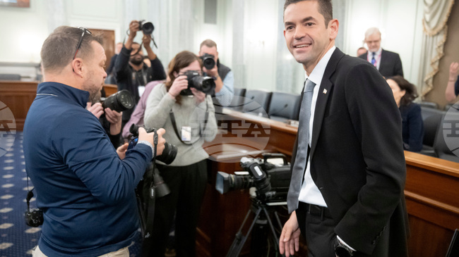 Сенатът на САЩ утвърди за шеф на НАСА Джаред Айзъкман, любител астронавт, близък до Илон Мъск